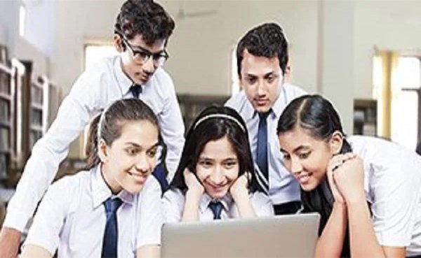 Patrachar Vidyalaya Admission 2025 for 10th and 12th Laxmi Nagar, Shakar Pur, Nirman Vihar, Patparganj, Anand Vihar and Preet Vihar in Delhi.